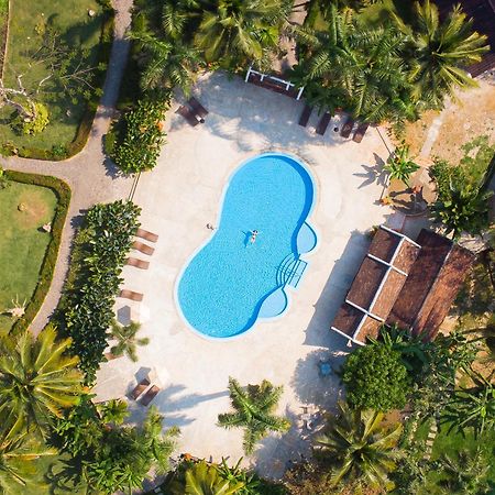 Santi Resort & Spa Luang Prabang Exterior photo