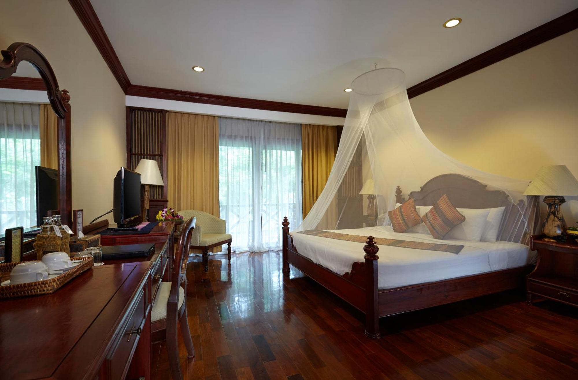 Santi Resort & Spa Luang Prabang Exterior photo